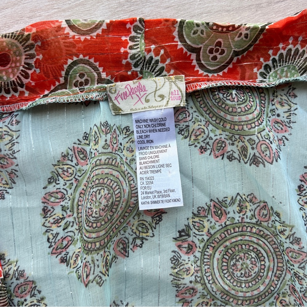 NWOT Free People Kantha Shimmer Tie Front Kimono - Picture 8 of 8